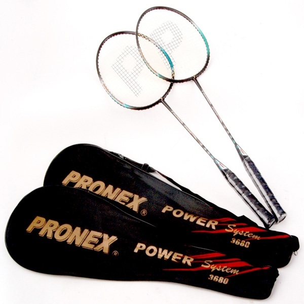 ไม้แบดมินตัน PRONEX รุ่น 3680+กระเป๋าสะพายก้านคาร์บอนไร้ข้อต่อ ( อัน )